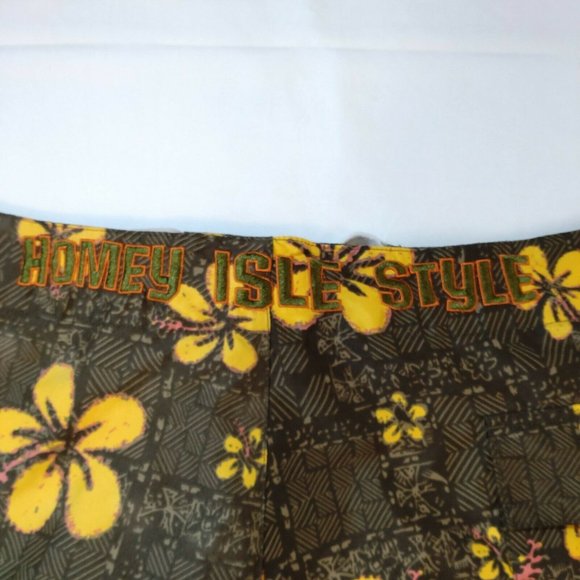 The Simpsons Calhoun Sportwear XXL Extra Extra Large Floral Green Yellow Shorts - Picture 4 of 11